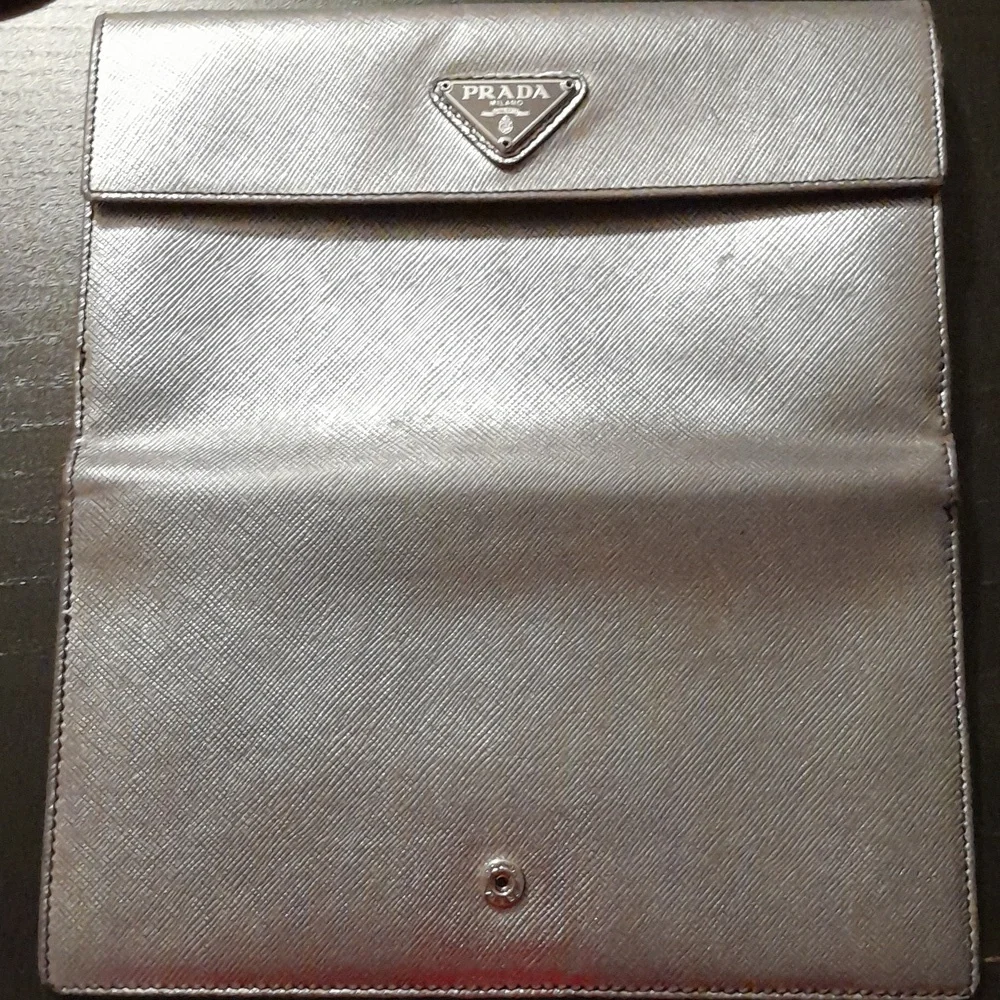 Prada  Saffiano Leather Metallic Silver Long‎ Wallet Rare Color Rubbing Inside